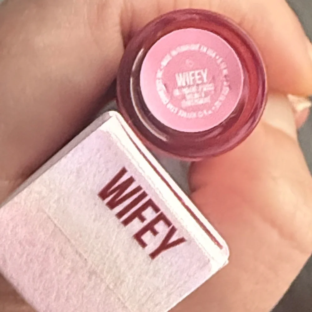 NIB Jeffree Star WIFEY Supreme Gloss Full Pigment Lip Gloss